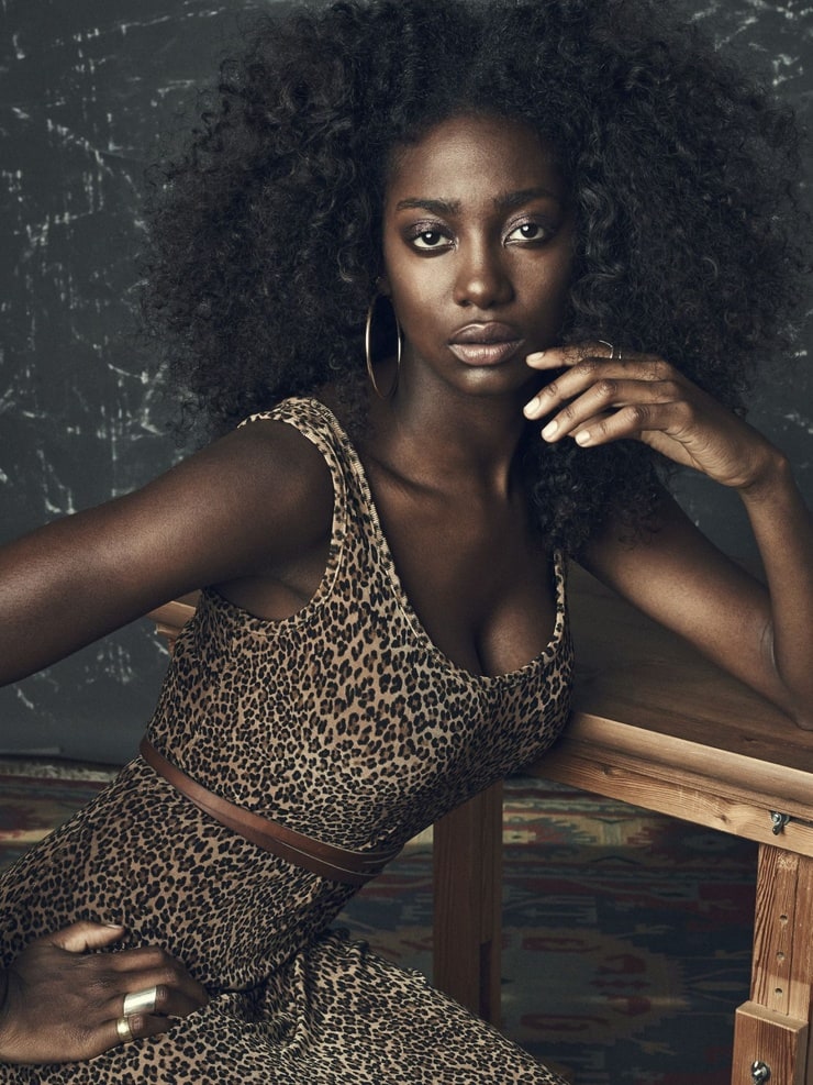 picture of mouna traoré