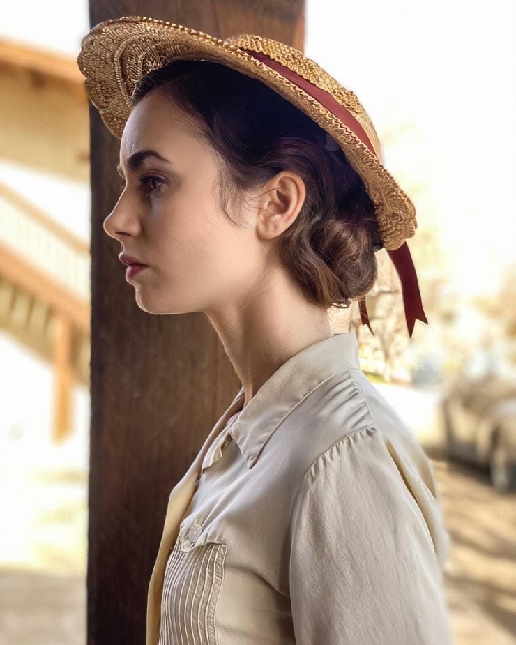 Lily Collins Lily Collins