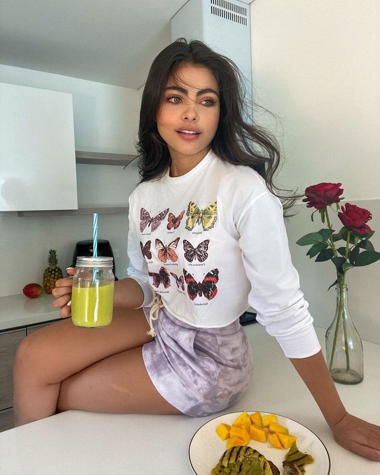 Sara Orrego Sara Orrego