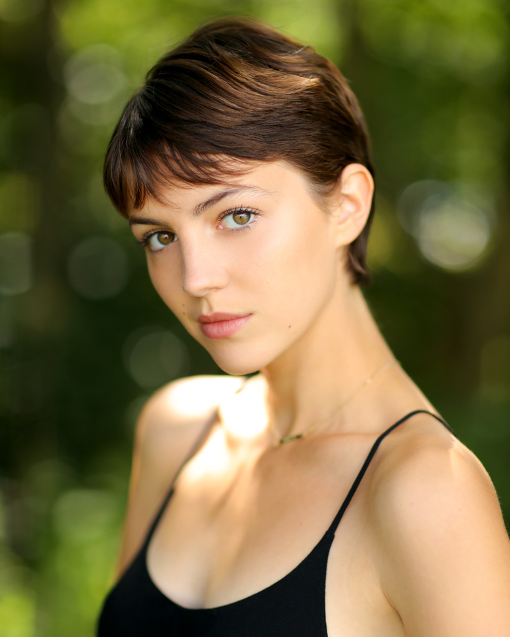 Ella Hunt Ella Hunt