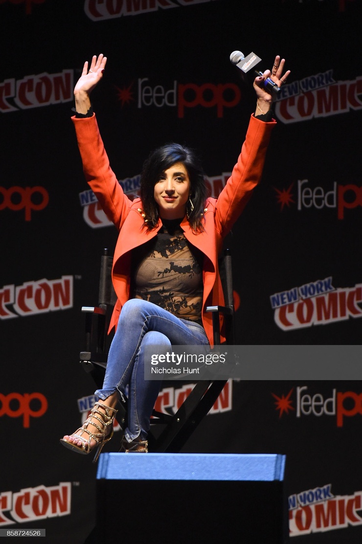 Picture of Dana DeLorenzo