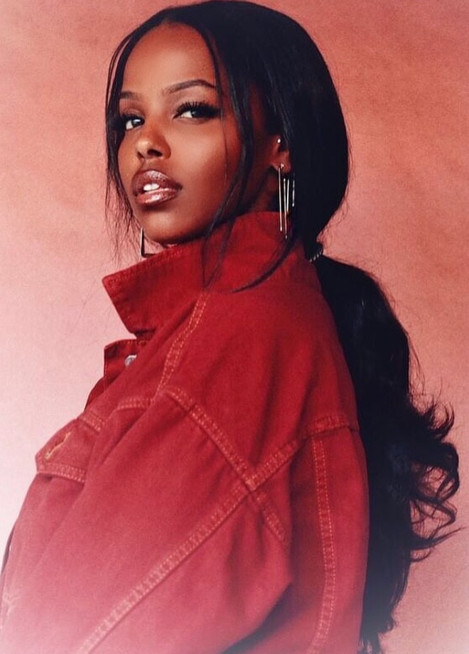 Amaal Nuux