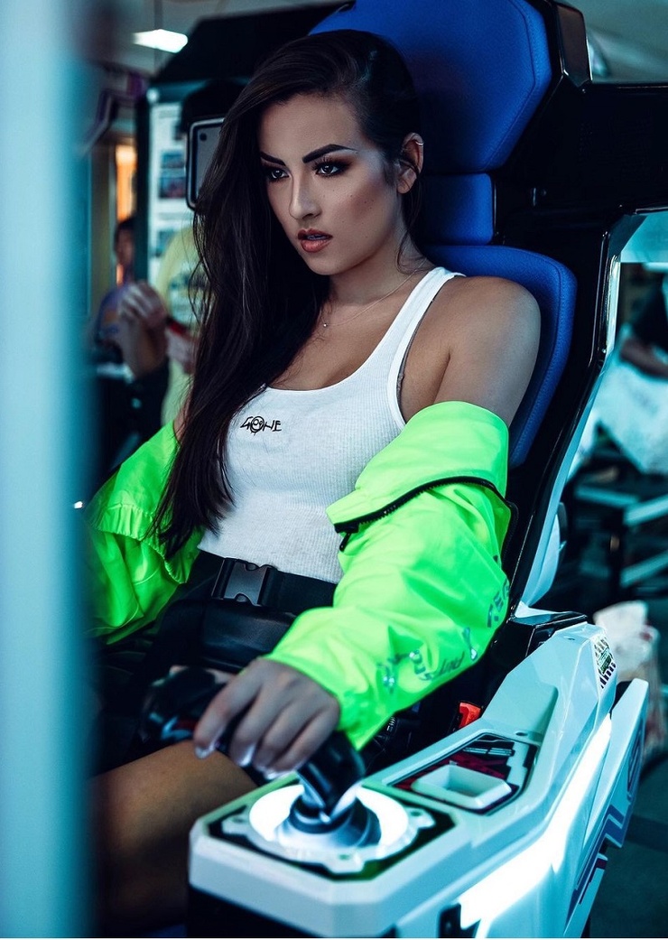 Erica Nagashima Erica Nagashima