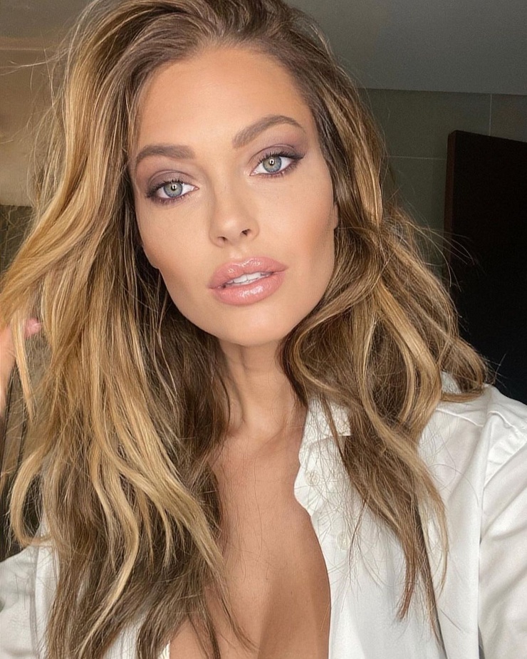 Caroline Receveur Caroline Receveur