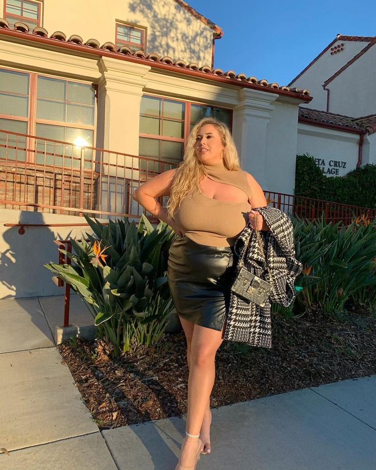 Picture of Lauren Sangster