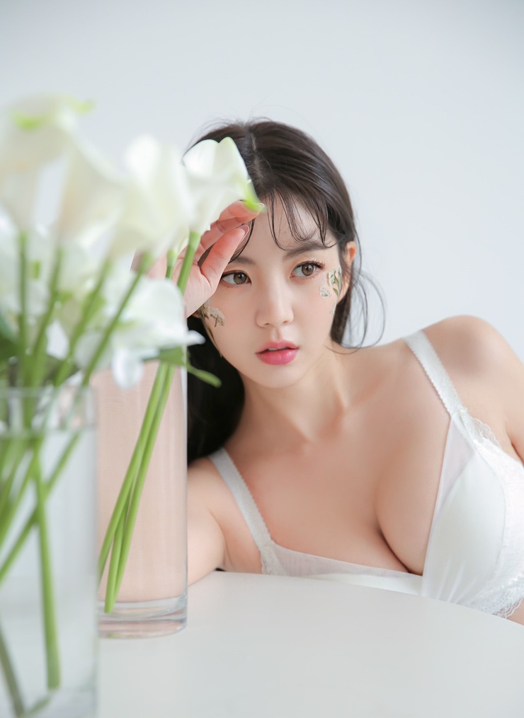 Lee Chae Eun Lee Chae Eun