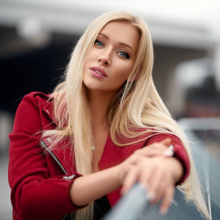 Nicole Deliah Nicole Deliah