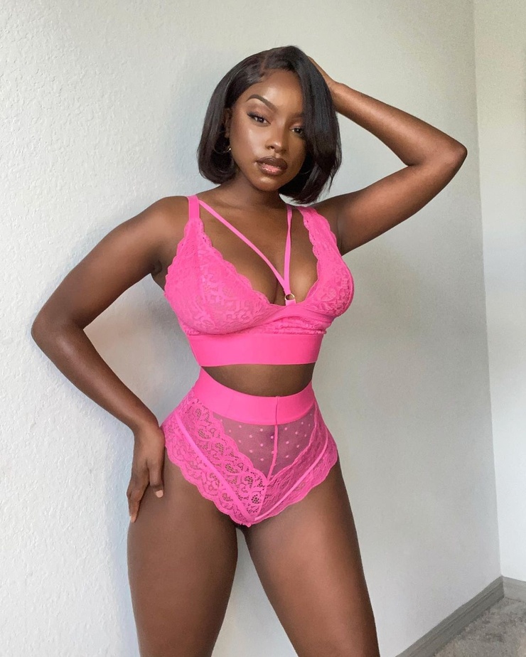 Savannah Perkins