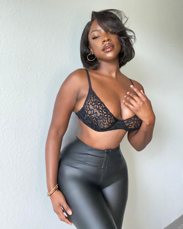 Savannah Perkins