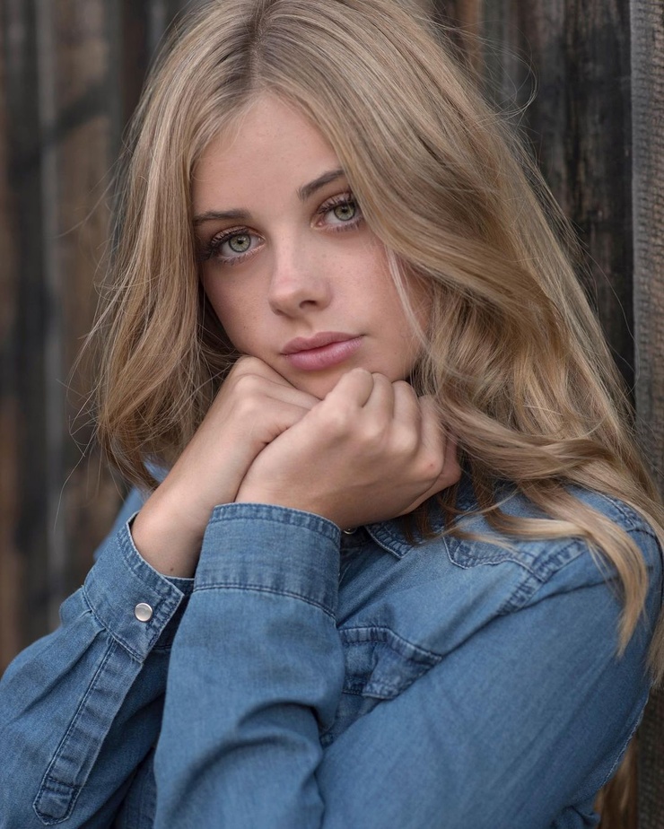 India Woollard India Woollard