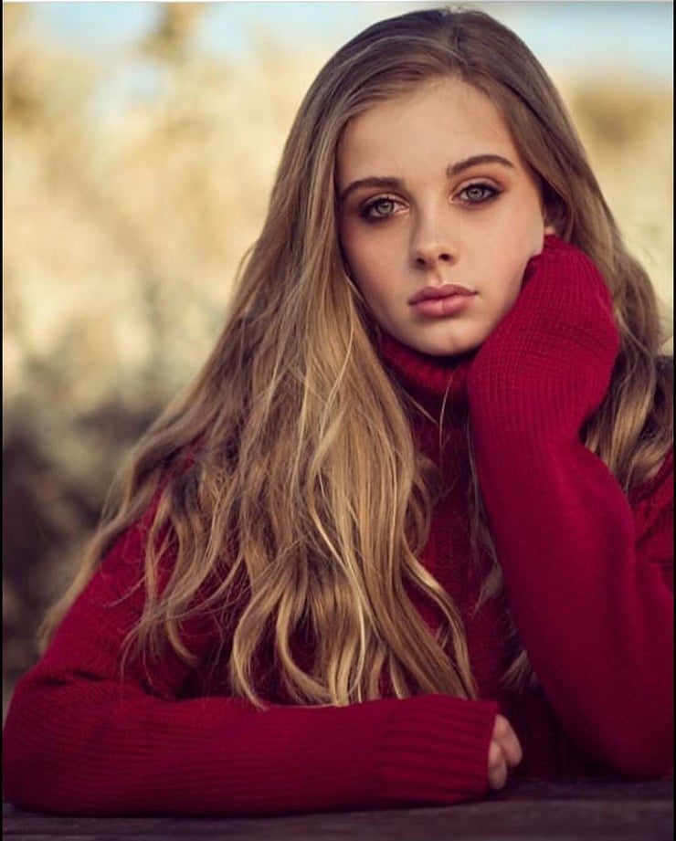 India Woollard India Woollard