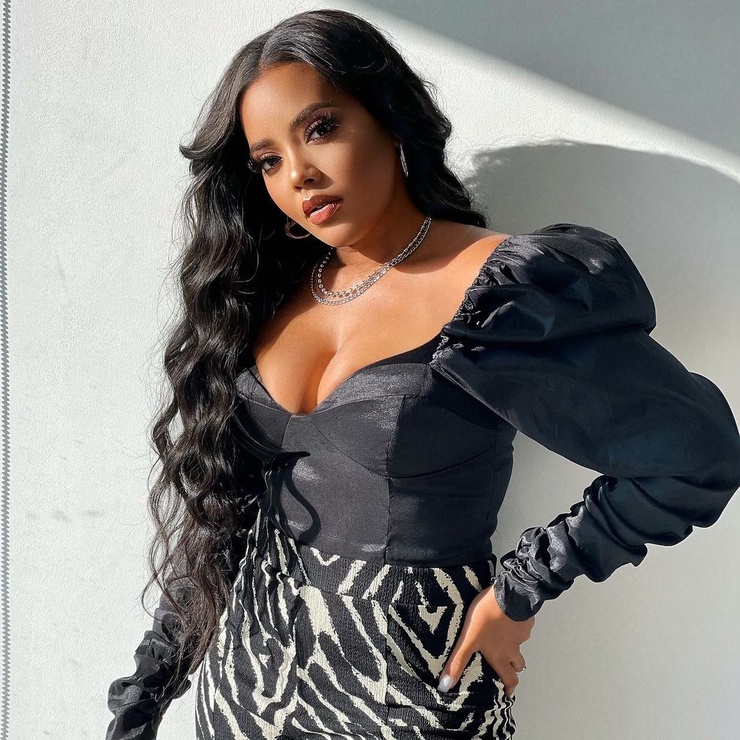 Angela Simmons