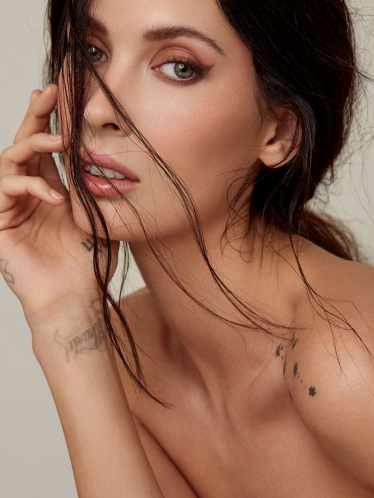 Amanda Hendrick Amanda Hendrick