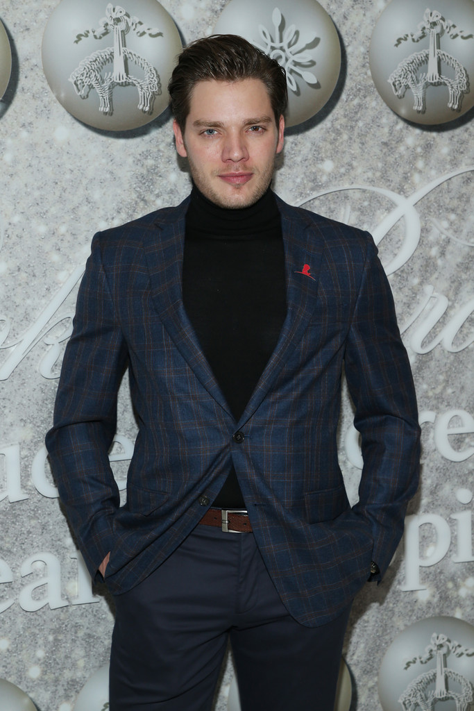 Dominic Sherwood