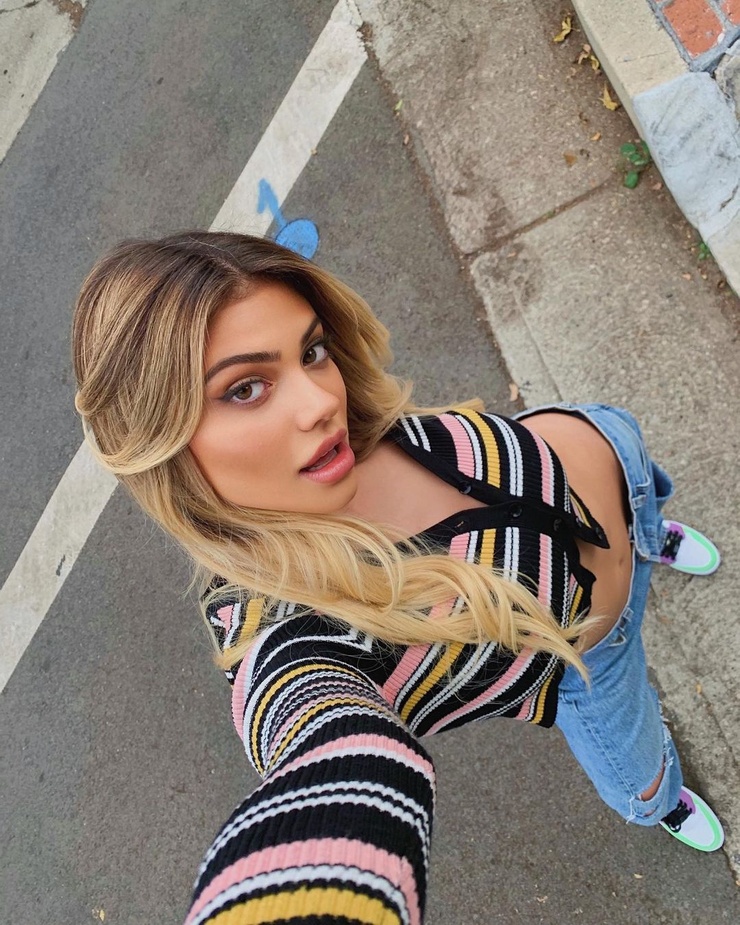 Kelsey Calemine Kelsey Calemine