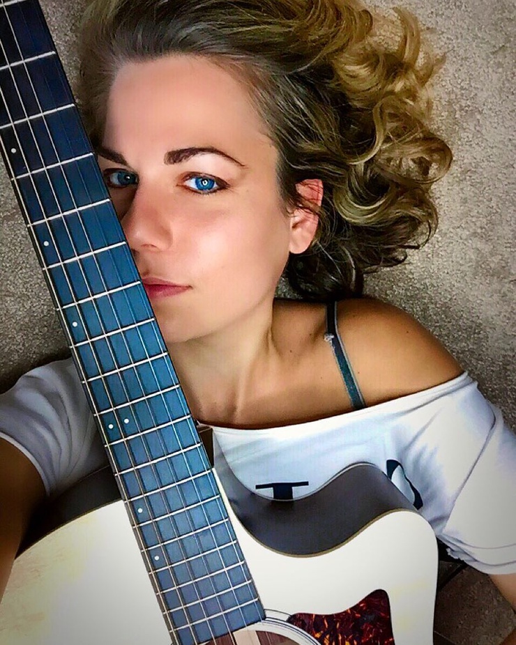Ali Spagnola