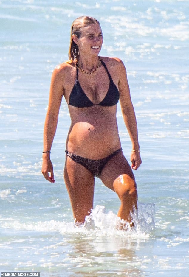 Elyse Knowles