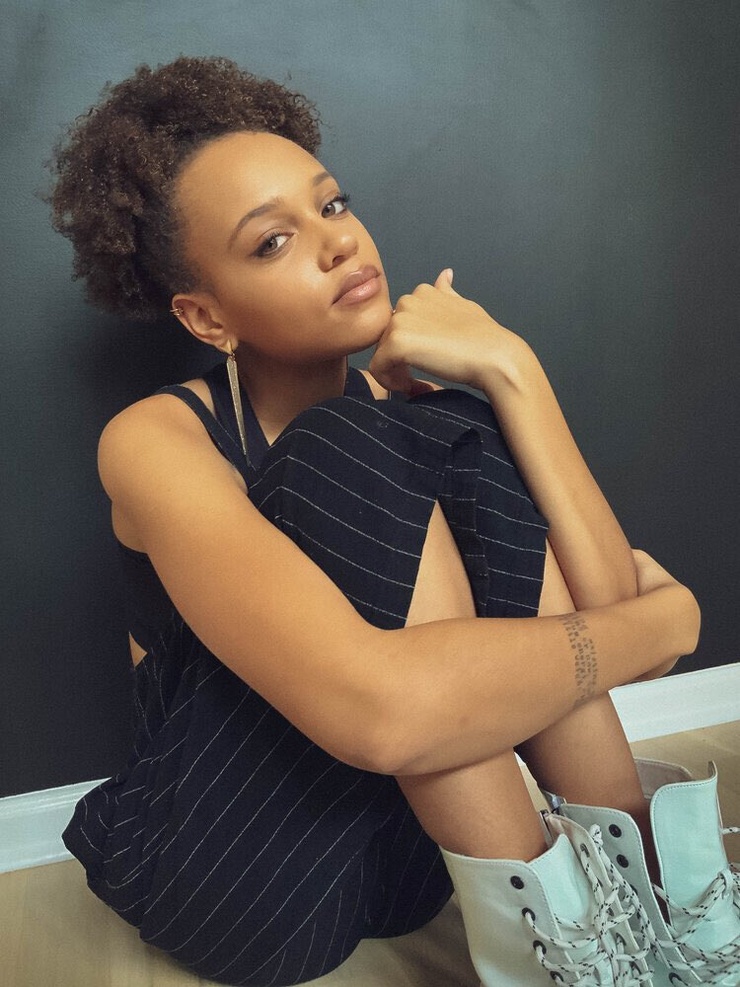 Reign Edwards picture