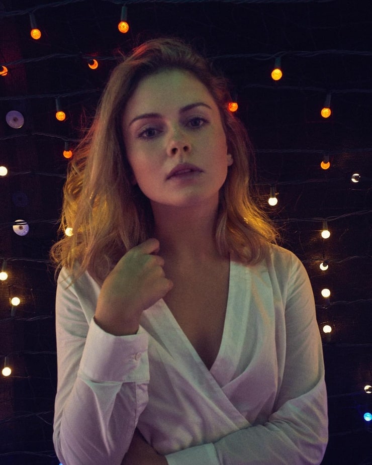 Rose McIver