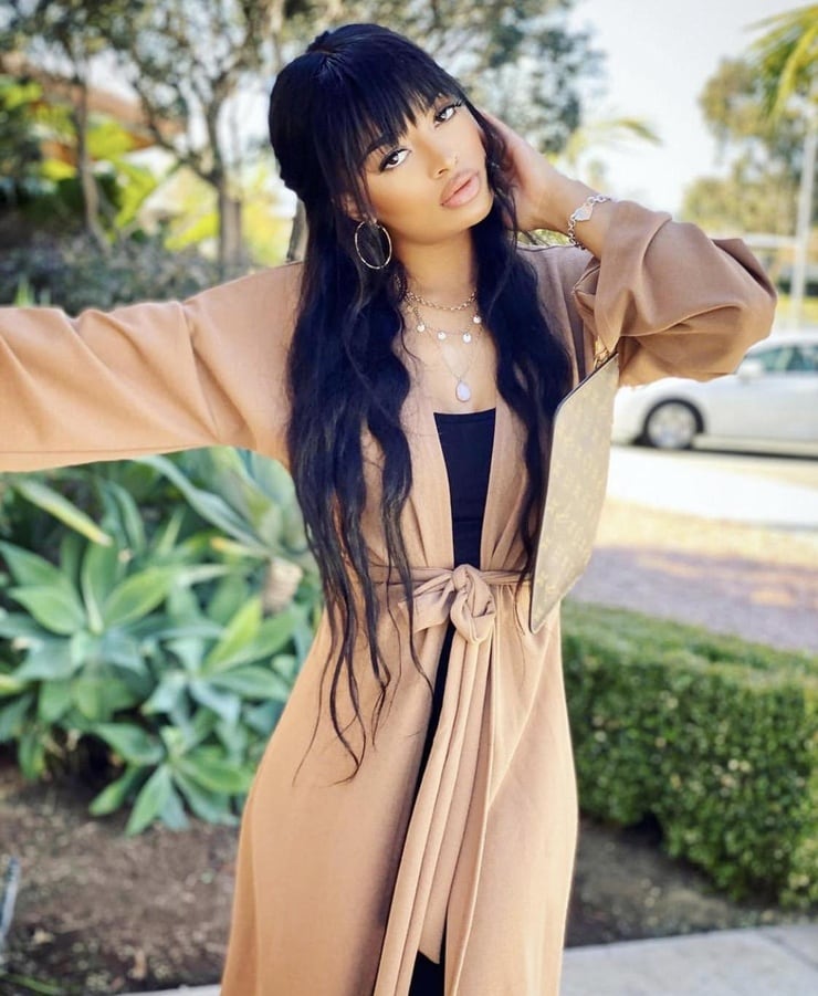 Chrissy Stokes