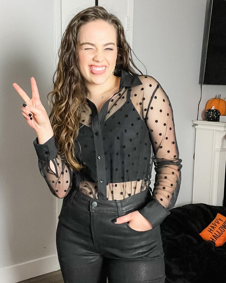Mary Mouser Mary Mouser
