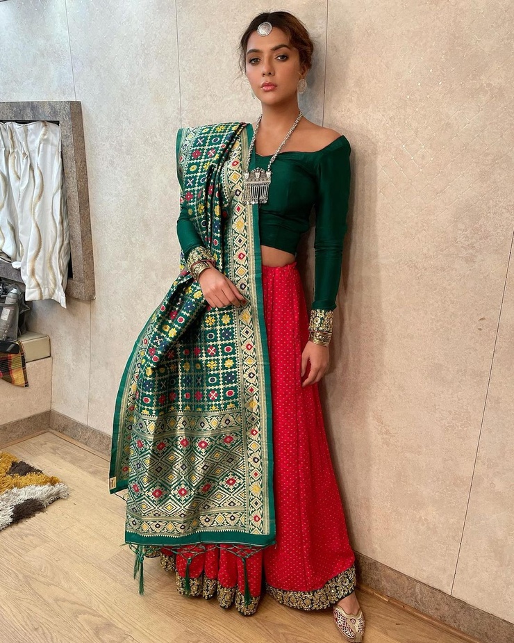 Ruhi Singh Ruhi Singh