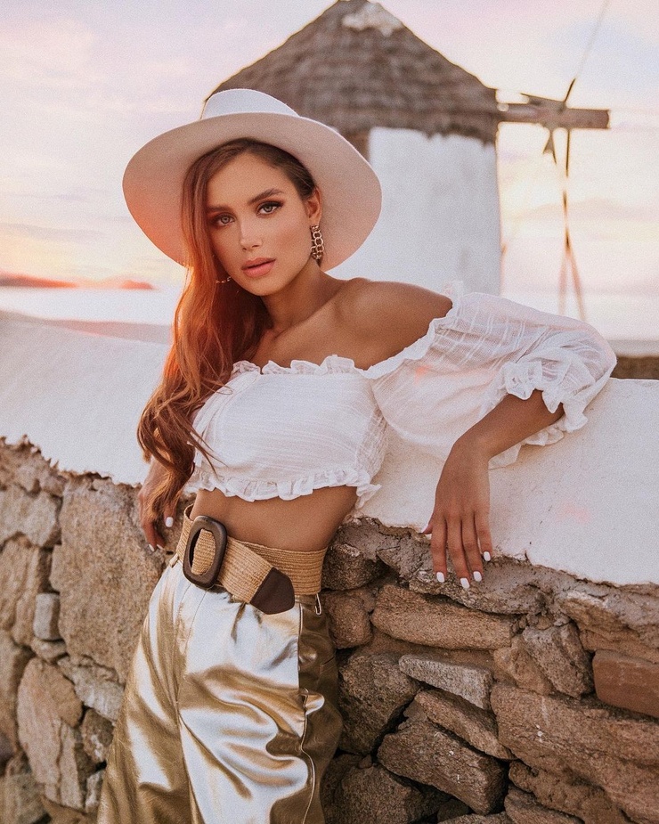 Masha Lobanova