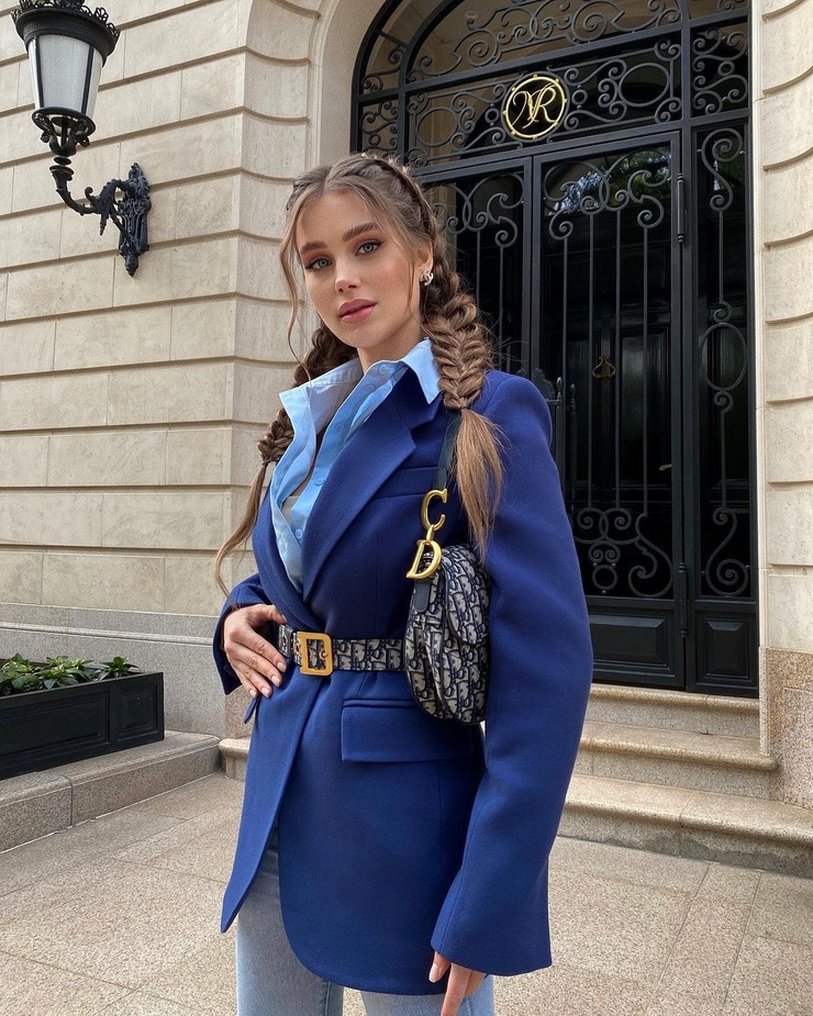 Masha Lobanova