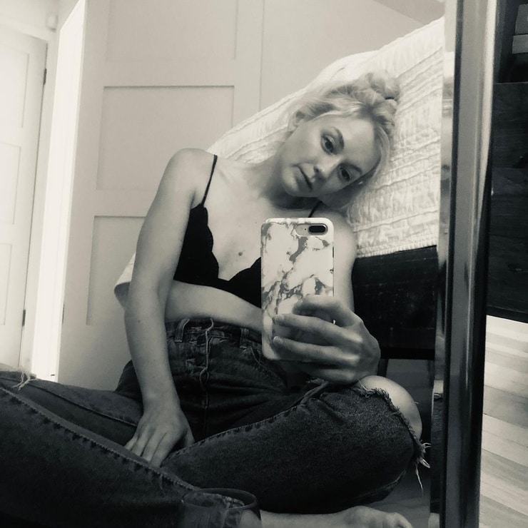 Emily Kinney Emily Kinney