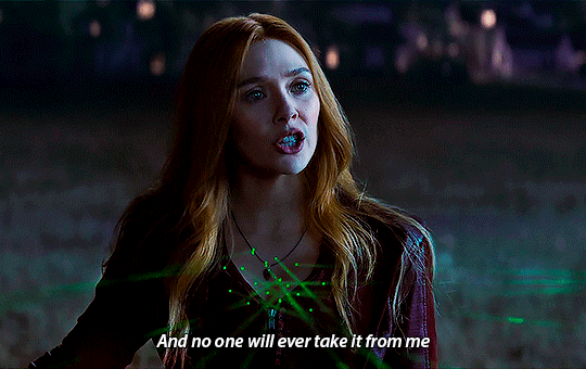 Wanda Maximoff / Scarlet Witch (Elizabeth Olsen)
