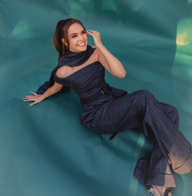 Bailee Madison Bailee Madison