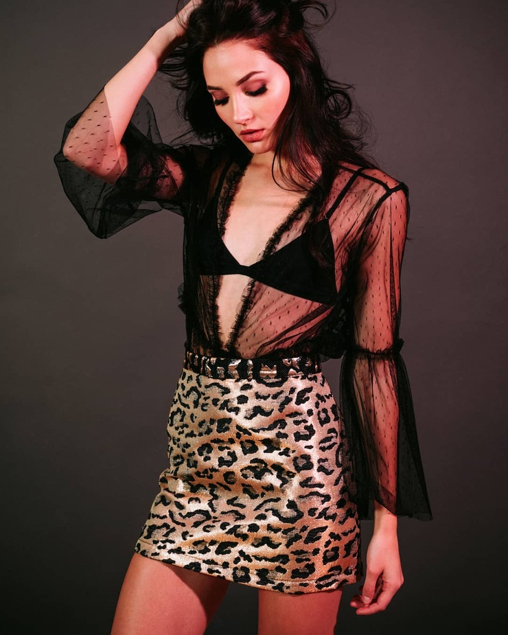 CARLY JADE CARLY JADE