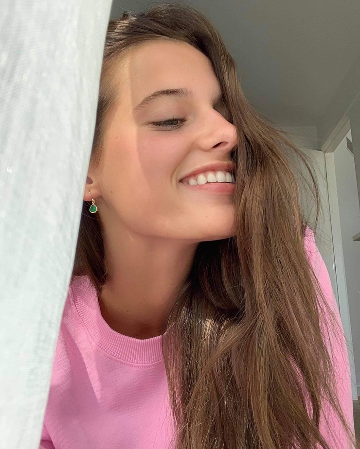 taya brooks
