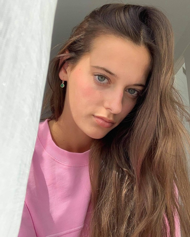 taya brooks
