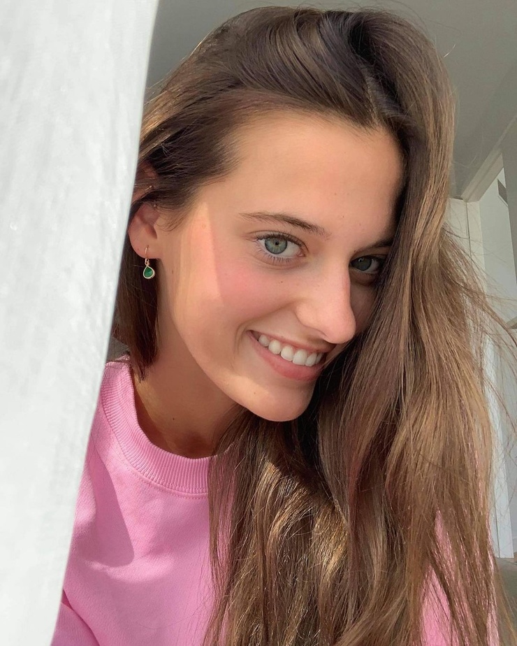 taya brooks