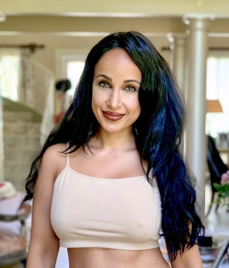 Nina Radcliff Nina Radcliff