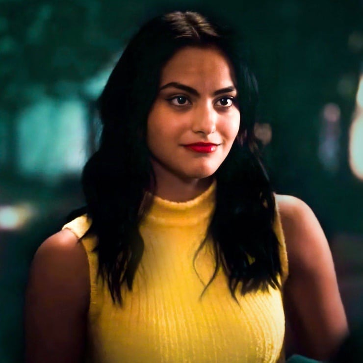 Camila Mendes