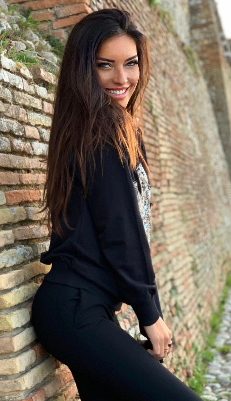 Chloe D'Arcangelo Chloe D'Arcangelo