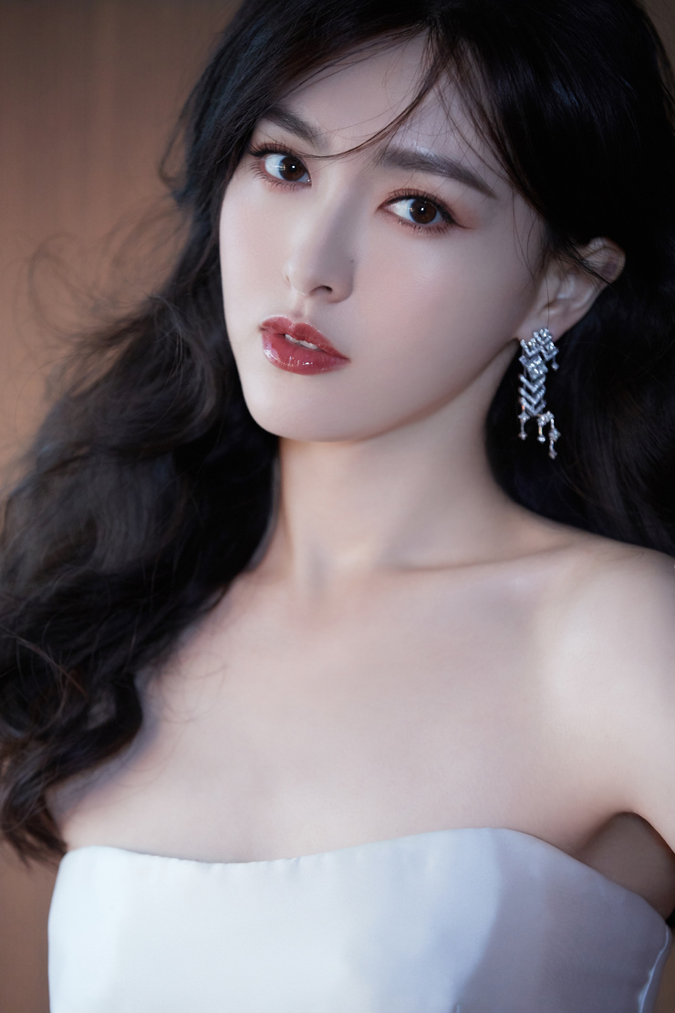 Yan Tang