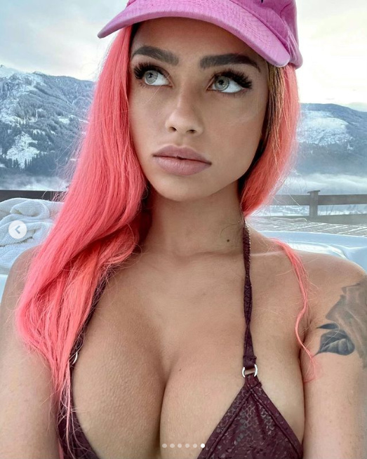 Christina Bertevello Christina Bertevello