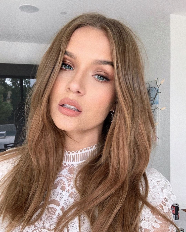 Josephine Skriver Josephine Skriver