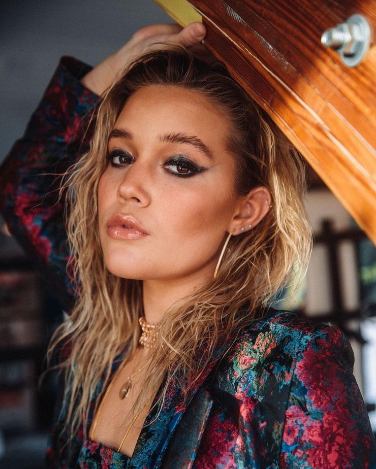 Olivia Ponton Olivia Ponton