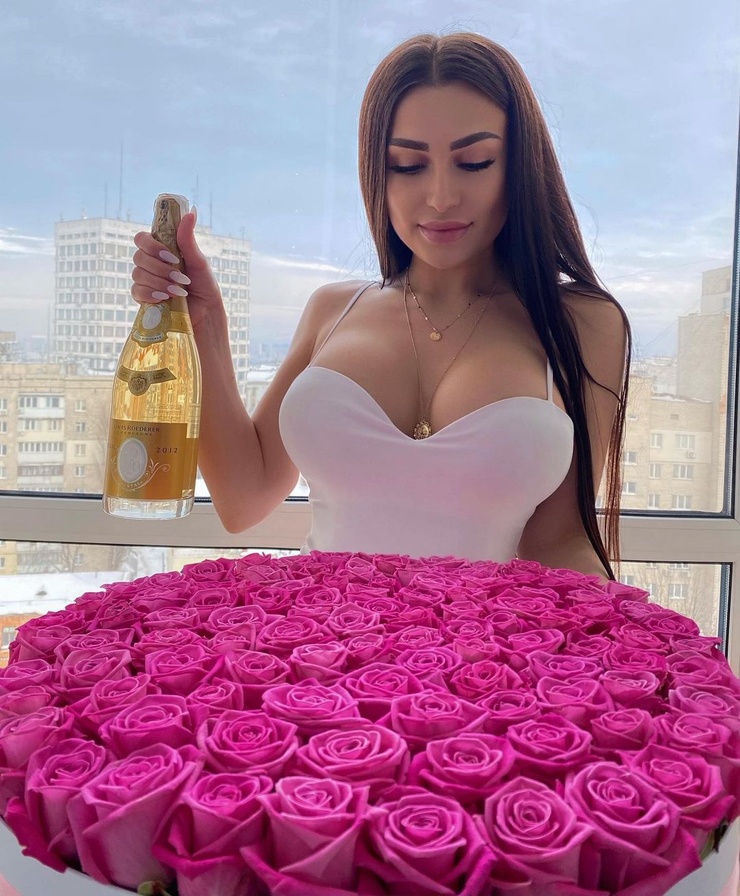 Aleksandra Voloshuk Aleksandra Voloshuk