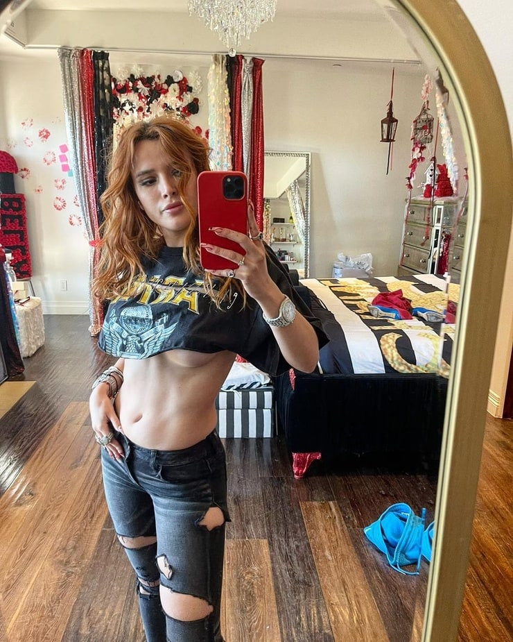 Bella Thorne