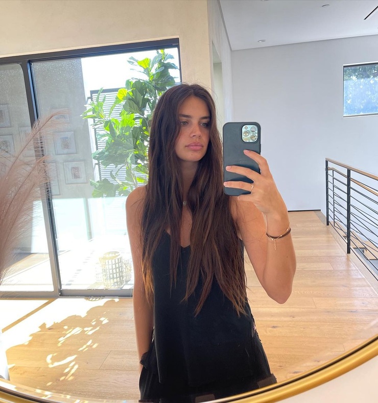 Sara Sampaio Sara Sampaio