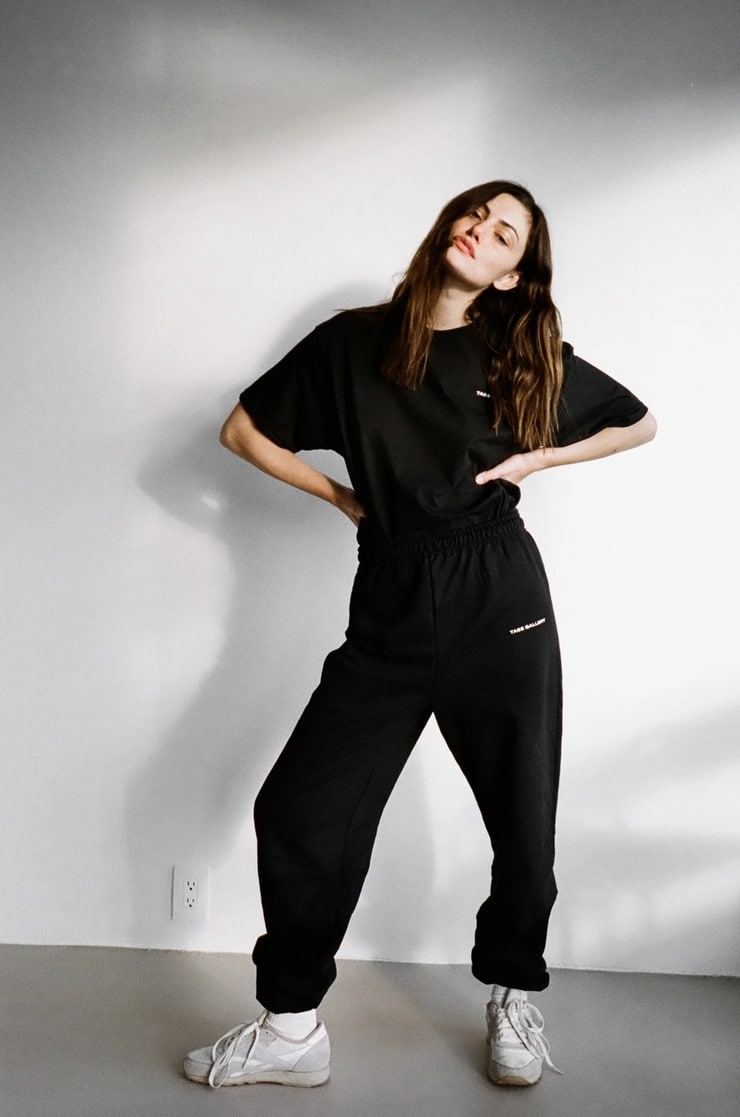 Phoebe Tonkin