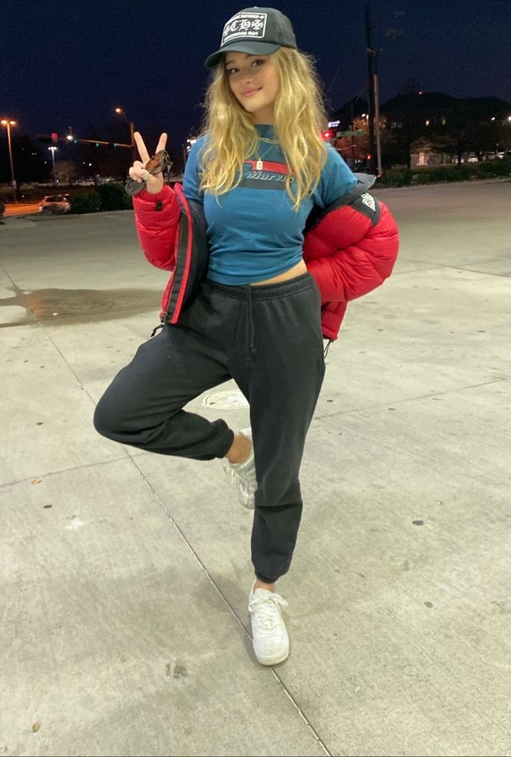 Lizzy Greene Lizzy Greene