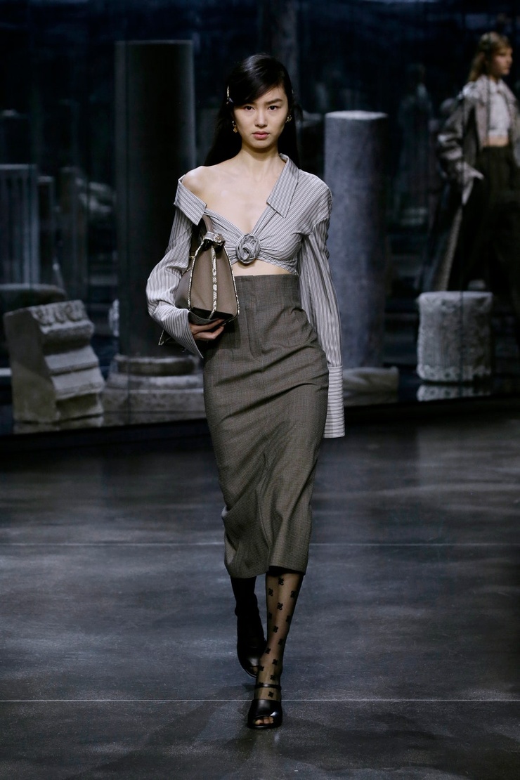 Estelle Chen Estelle Chen