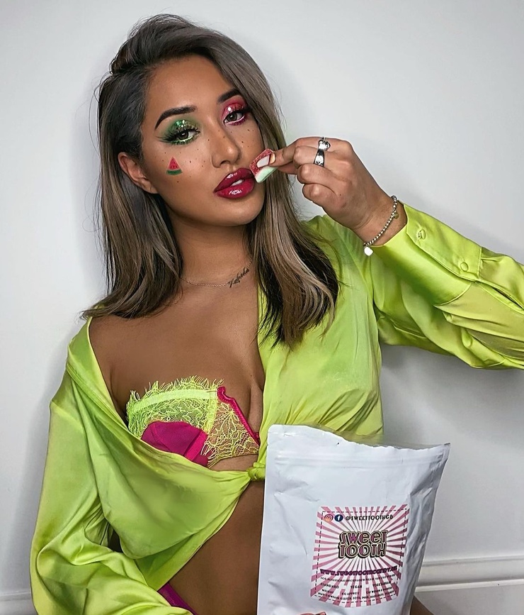 Zahida Allen
