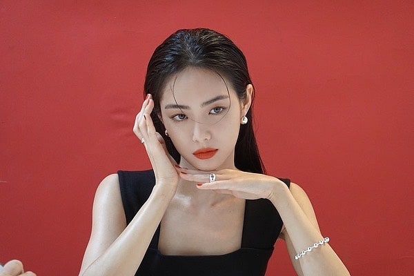 Suzu Hong